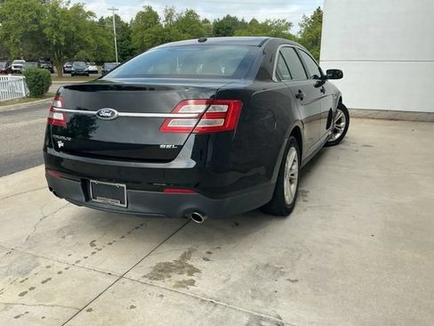 Used 2013 Ford Taurus SEL FWD image 5