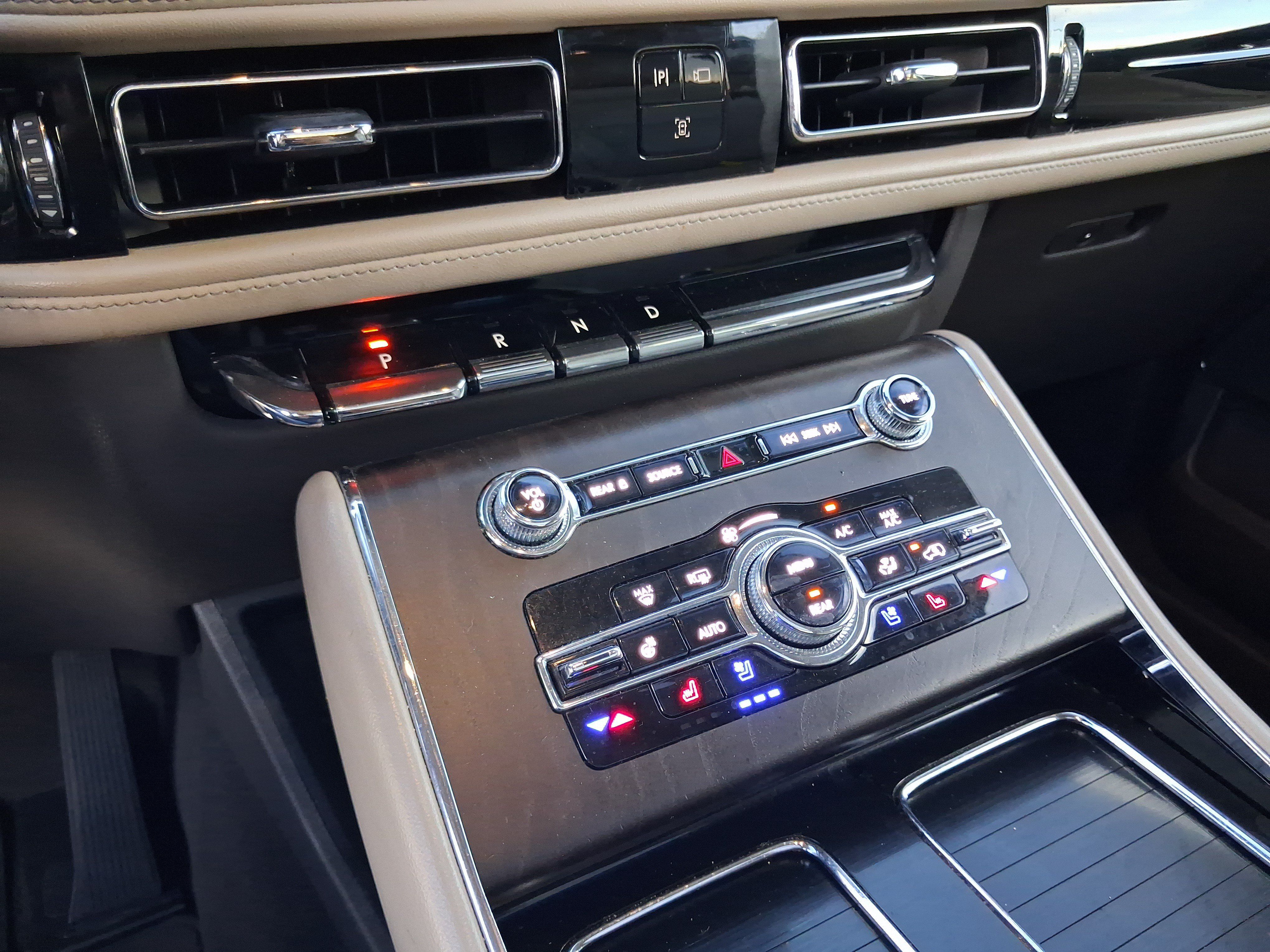 Certified 2022 Lincoln Aviator Reserve w/ Elements Package Plus RWD image 21