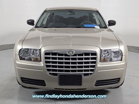 Used 2006 Chrysler 300 image 7