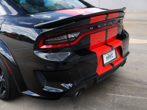 Used 2022 Dodge Charger Scat Pack RWD image 40