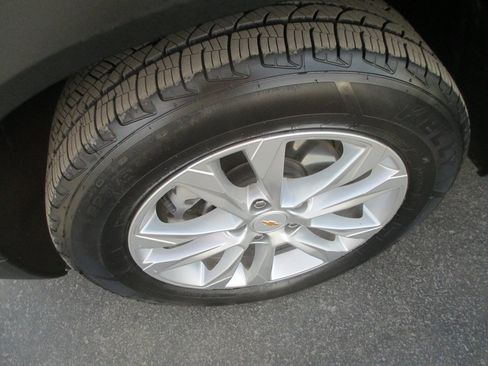 Used 2023 Chevrolet TrailBlazer LS image 11