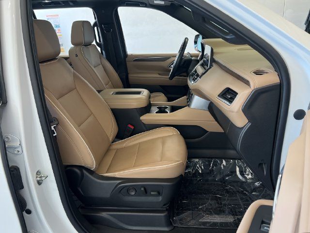 Used 2021 Chevrolet Tahoe Premier w/ Premium Package AWD/4WD image 40
