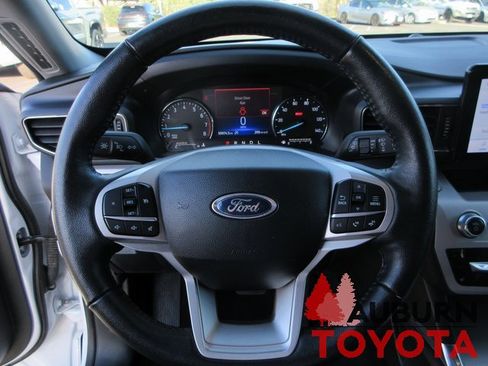 Used 2023 Ford Explorer XLT w/ Equipment Group 202A image 15