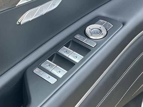 New 2027 Genesis GV80 2.5T Select AWD/4WD image 19