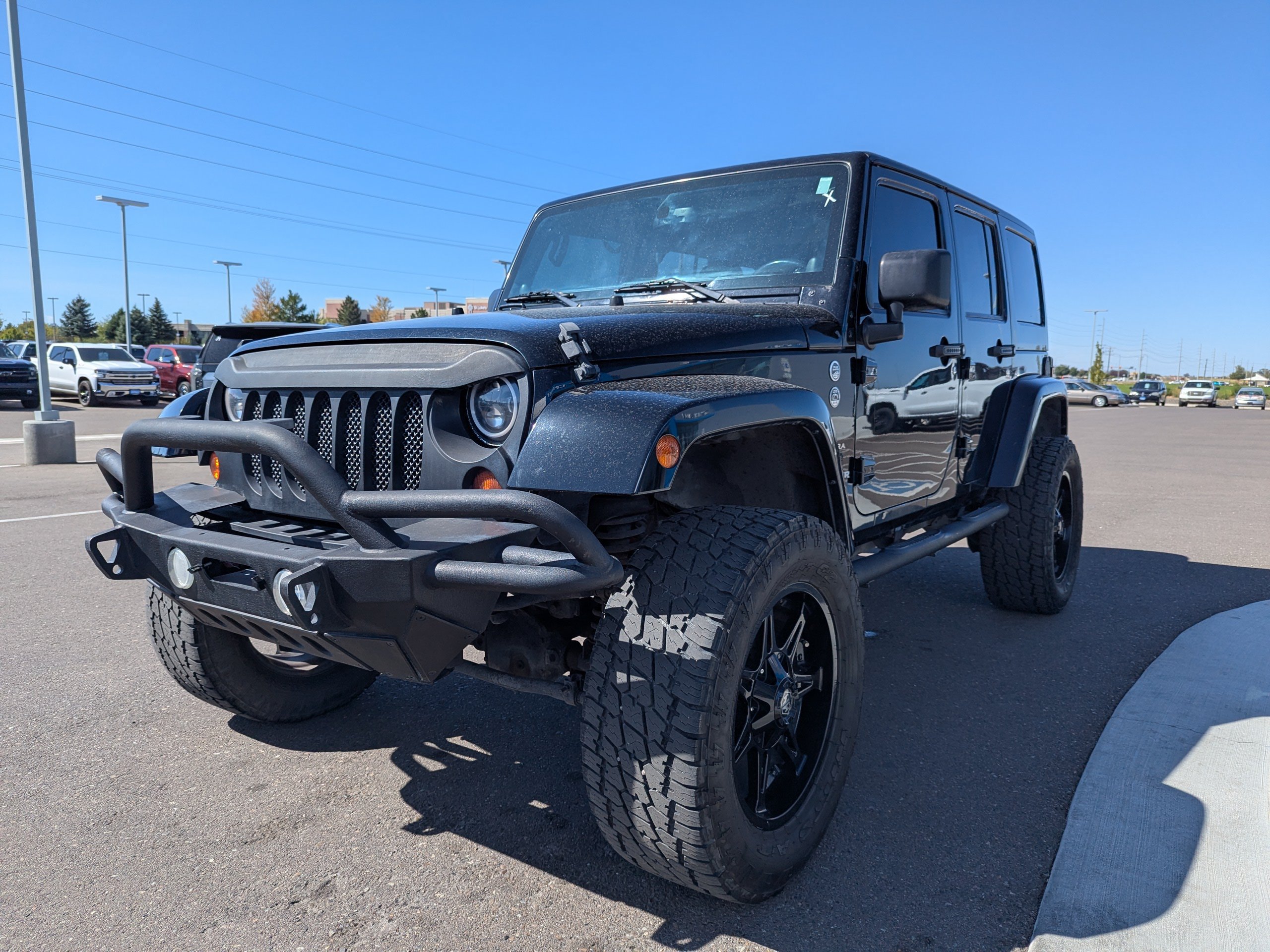 Used 2013 Jeep Wrangler Unlimited Sahara w/ Connectivity Group AWD/4WD image 6