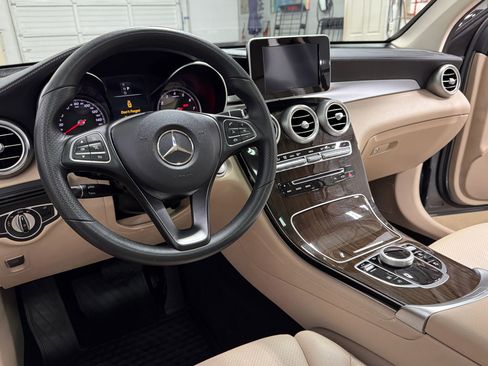 Used 2017 Mercedes-Benz GLC 300 image 22