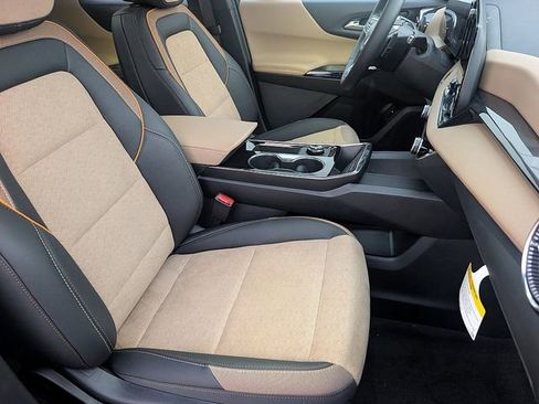 New 2026 Chevrolet Equinox ACTIV image 12