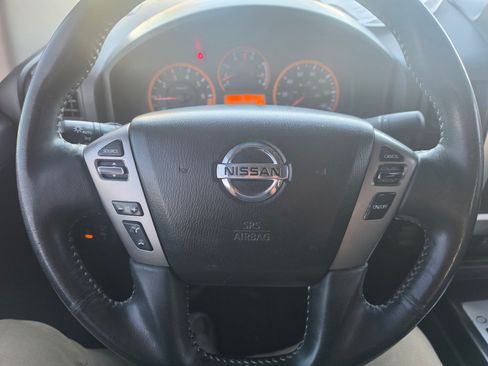 Used 2014 Nissan Titan PRO-4X AWD/4WD image 14