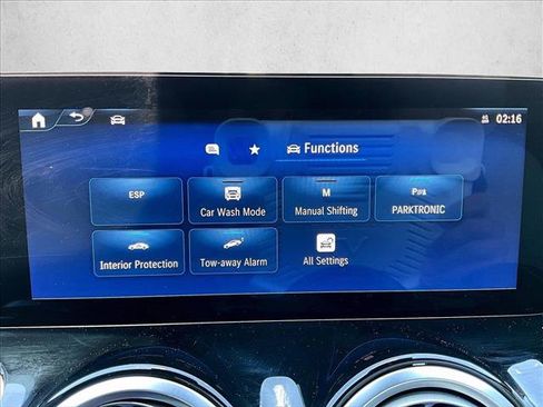 Used 2026 Mercedes-Benz GLB 250 image 24