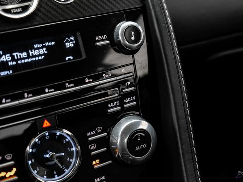 Used 2014 Aston Martin V8 Vantage S RWD image 64