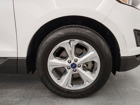 Used 2017 Ford Edge SE image 20