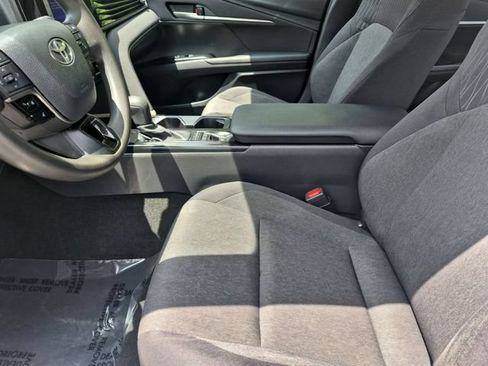 Used 2025 Toyota Camry LE FWD image 12