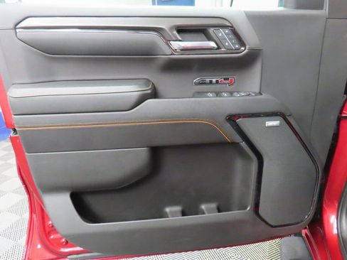 Used 2023 GMC Sierra 1500 AT4 w/ Technology Package image 76