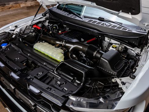 Used 2025 Ford F150 Raptor image 40