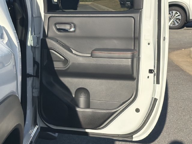 Certified 2023 Nissan Frontier PRO-4X w/ Pro-4X Premium Package AWD/4WD image 18