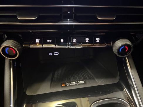 Used 2026 Chevrolet Traverse High Country w/ LPO, Floor Liner Package image 31