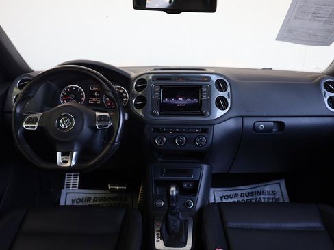 Used 2016 Volkswagen Tiguan R-Line image 31