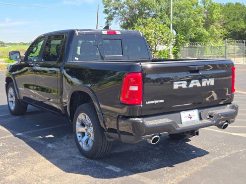 Used 2025 RAM 1500 Lone Star RWD image 3