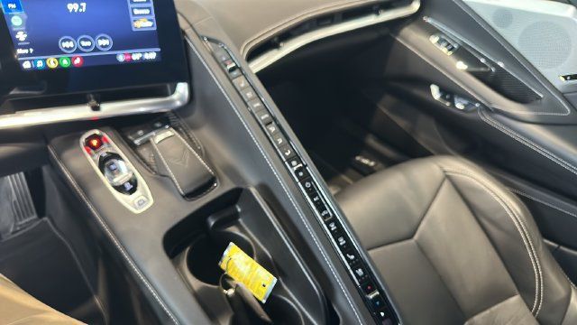 Used 2021 Chevrolet Corvette Stingray Preferred Cpe w/ Battery Protection Package RWD image 16