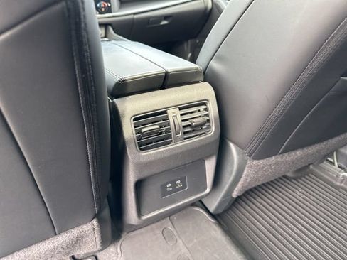 Used 2023 Nissan Rogue SV w/ SV Premium B Package AWD/4WD image 18