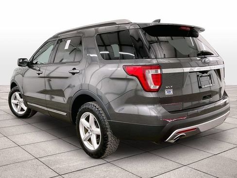 Used 2016 Ford Explorer XLT w/ Equipment Group 201A AWD/4WD image 11