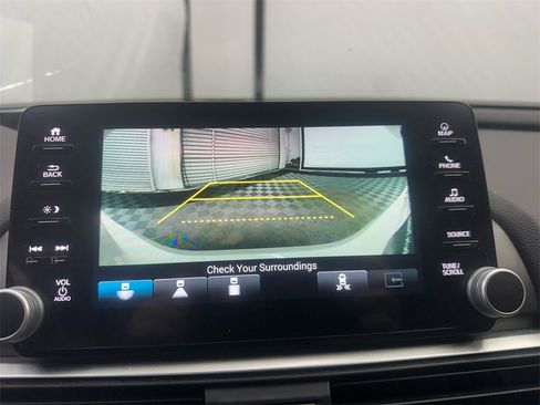 Used 2021 Honda Accord Touring image 31
