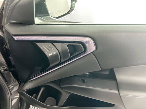 Certified 2025 BMW X3 xDrive30i w/ Premium Package image 28