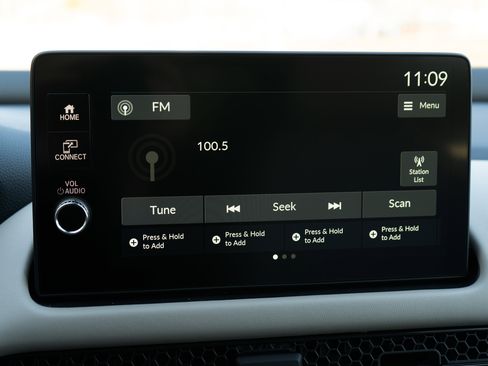 Certified 2026 Honda HR-V LX image 31