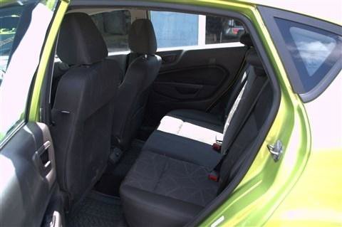 Used 2013 Ford Fiesta SE FWD image 18