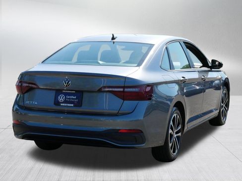 Certified 2024 Volkswagen Jetta Sport FWD image 6