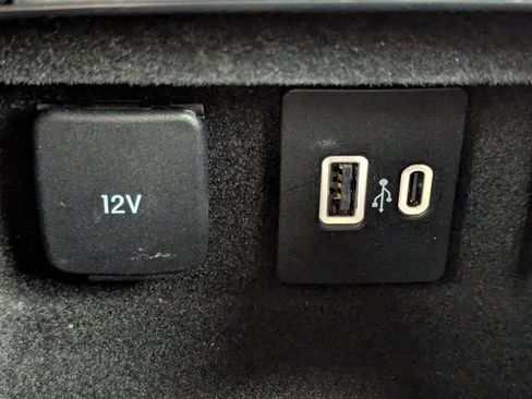 Certified 2022 Lincoln Corsair Reserve w/ Equipment Group 201A image 22