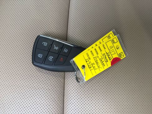 Used 2023 Chevrolet Tahoe Premier image 36