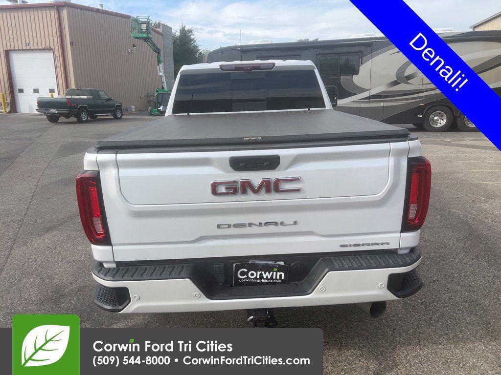 Used 2022 GMC Sierra 2500 Denali w/ Denali Ultimate Package AWD/4WD image 12