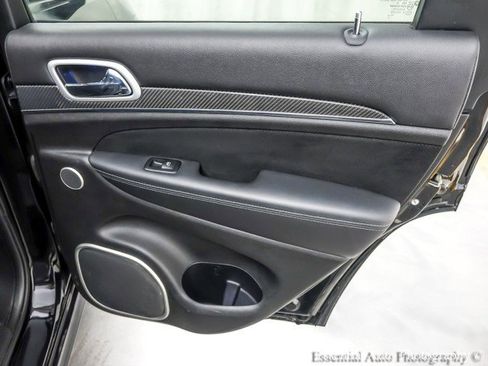 Used 2019 Jeep Grand Cherokee SRT AWD/4WD image 31