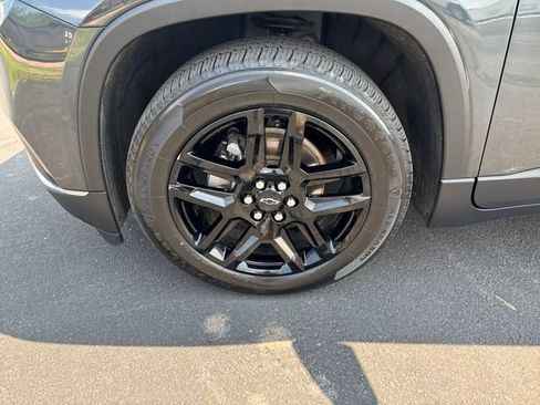 Used 2019 Chevrolet Traverse LT AWD/4WD image 25
