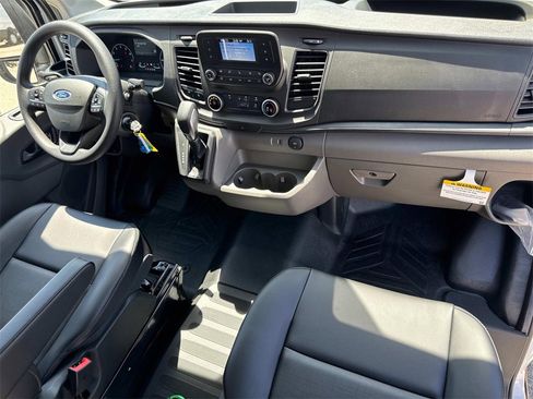 New 2025 Ford Transit 250 Low Roof image 21