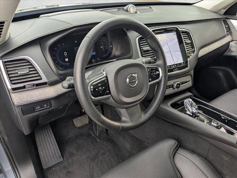 Used 2023 Volvo XC90 T8 Ultimate w/ Protection Package Premier image 10