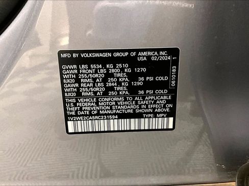 Used 2024 Volkswagen Atlas Cross Sport SE FWD image 32