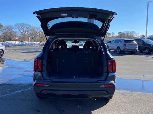 Used 2021 Kia Sorento LX image 30