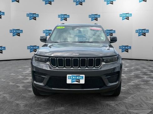 Certified 2023 Jeep Grand Cherokee Laredo w/ Luxury Tech Group I AWD/4WD image 9