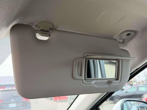 Certified 2025 Nissan Kicks SV image 30