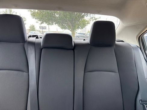 Used 2025 Toyota Corolla LE FWD image 20