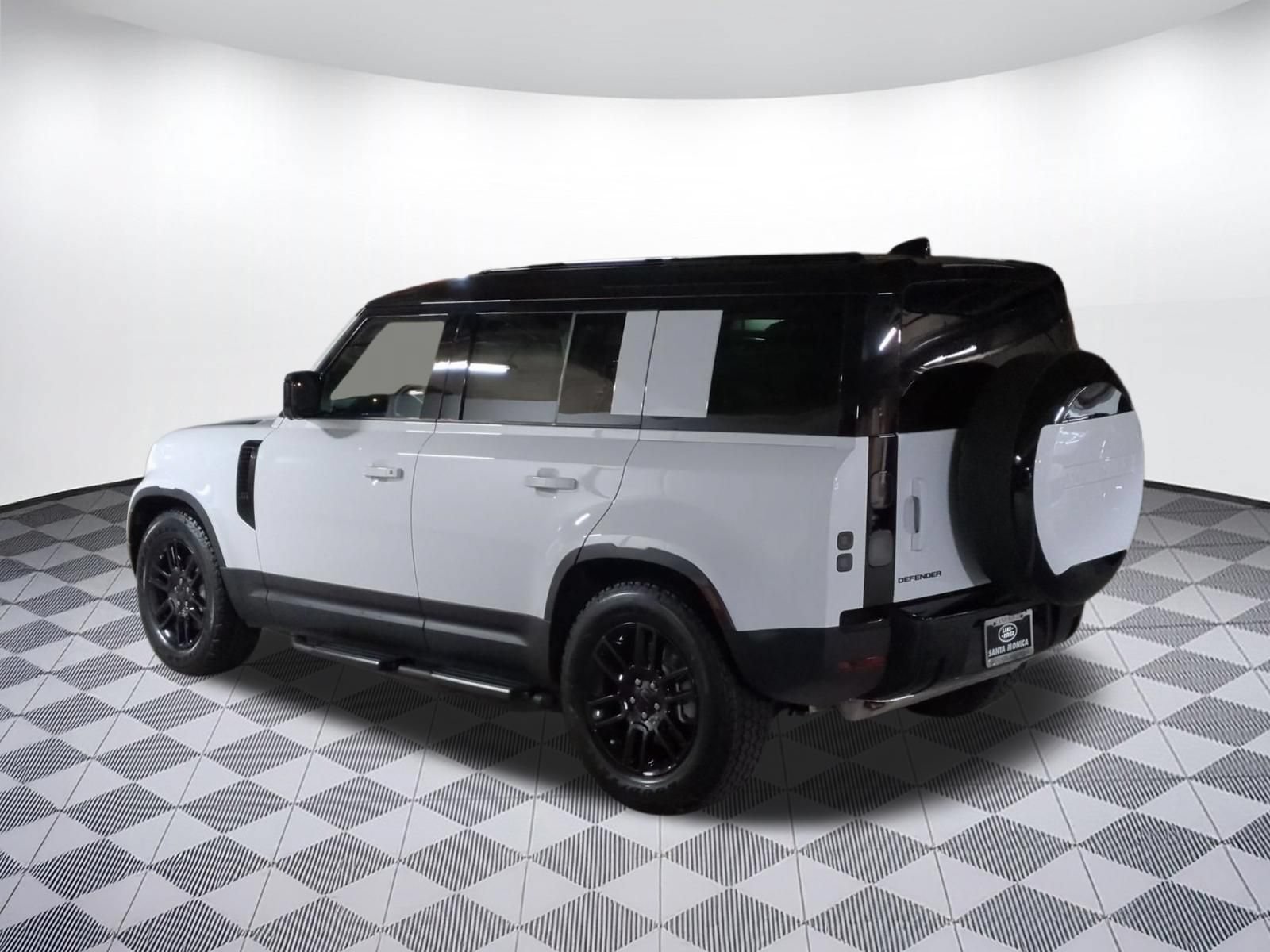 New 2026 Land Rover Defender 110 S AWD/4WD image 3