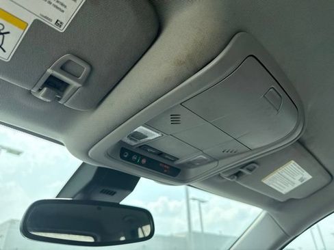 Used 2020 GMC Terrain SLE w/ Driver Convenience Package FWD image 18