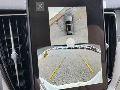 New 2026 Volvo XC60 B5 Ultra w/ Protection Package Premier image 21