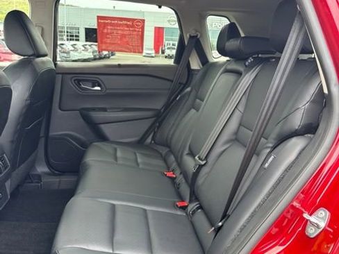 Certified 2023 Nissan Rogue SV w/ SV Premium B Package AWD/4WD image 10