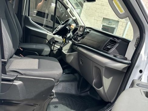 Used 2025 Ford Transit 250 Low Roof w/ Exterior Upgrade Package RWD image 28