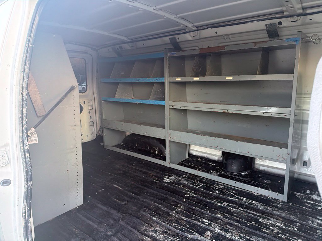 Used 1997 Ford E-150 and Econoline 150 RWD image 12
