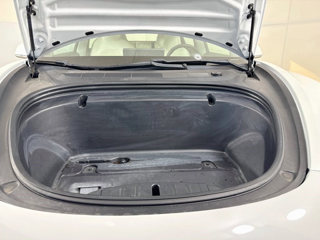 Used 2020 Tesla Model 3 Standard Range Plus RWD image 36
