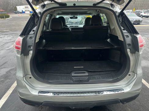 Used 2016 Nissan Rogue SL w/ SL Premium Package image 26